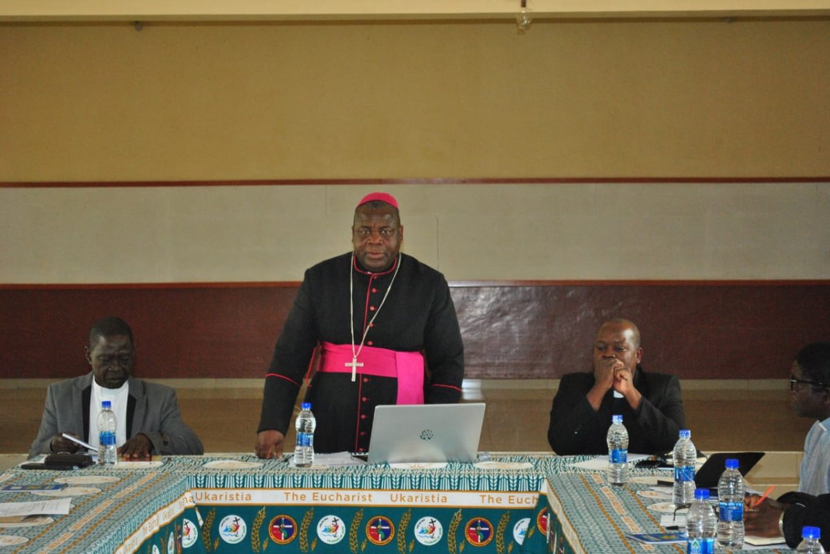 Bishop Chaima Alimbikitsa Mamembala a Legio ya Maria Kutsanzira Chitsanzo cha Amayi Maria