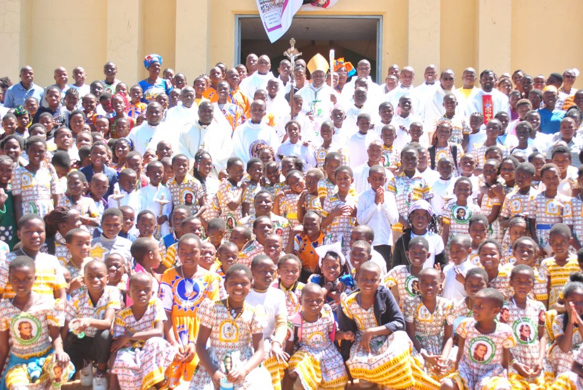 Bishop Chaima Urges Children to Reach Out to Those in Need